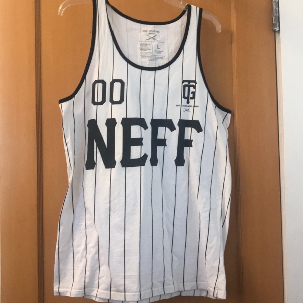 🧗🏿‍♂️ Men’s  short sleeve athletic shirt.🤽🏾